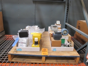 LOT TO INCLUDE: MISC. HUBBELL: WIRING DEVICES AND CONDITIONERS, TRANSDUCERS AND GAUGES. LOADING & HANDLING FEE $15-4152